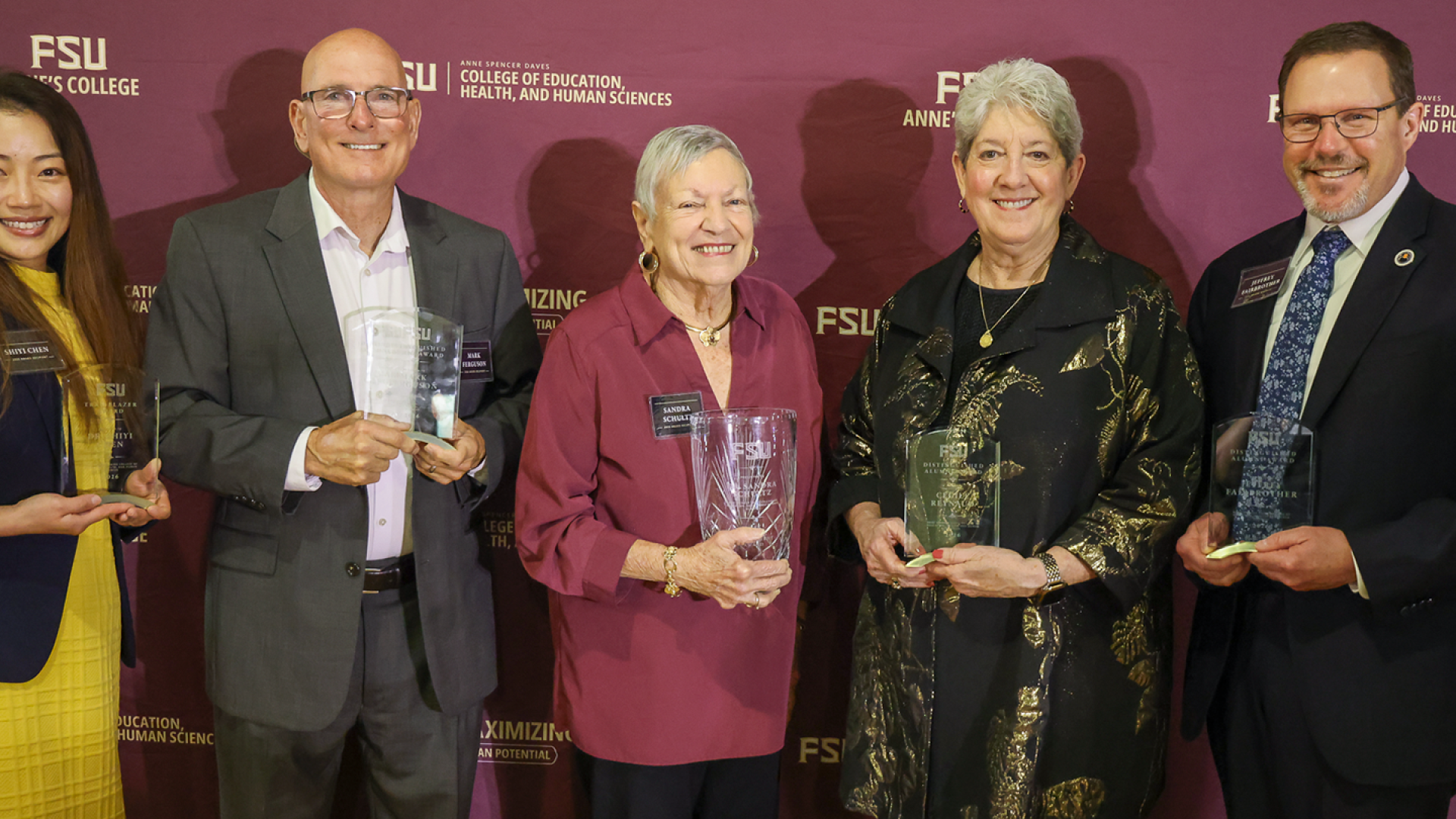 Shiyi Chen, Mark Ferguson, Sandy Schultz, Cecile Reynaud, Jeffrey Fairbrother holding awards