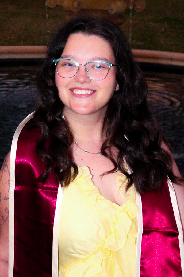 Madison Contreras headshot