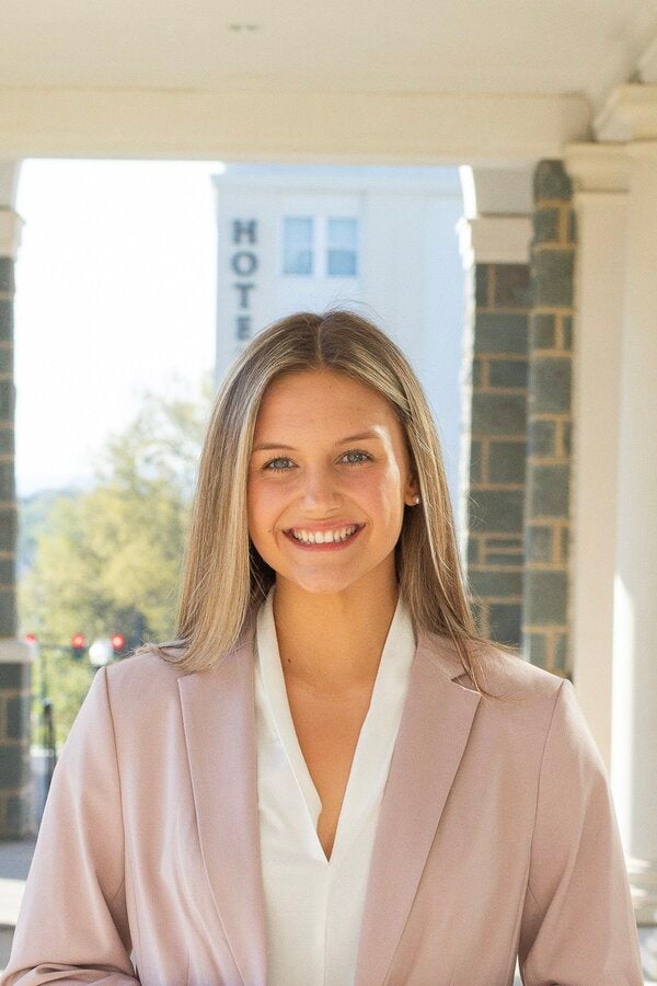 Allie McCauley headshot