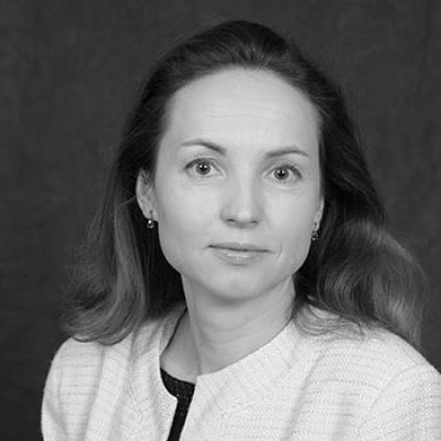 Dr. Dina Vyortkina