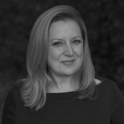Jennifer Farrell