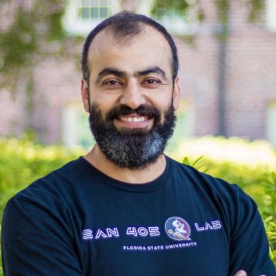 Dr. Ravinder Nagpal