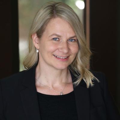 Dr. Vanessa Dennen