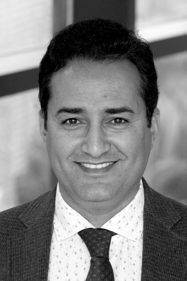Dr. Mostafa Papi