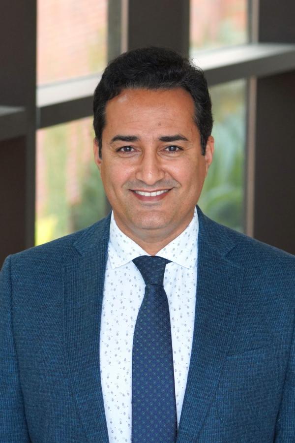 Dr. Mostafa Papi
