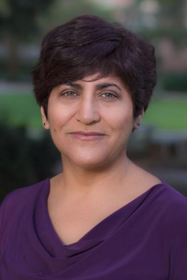 Dr. Gloria Salazar