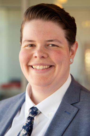 Cat Metcalf headshot