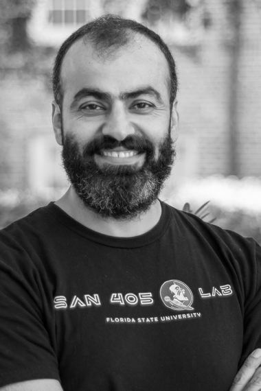 Dr. Ravinder Nagpal