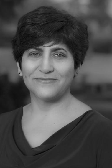 Dr. Gloria Salazar